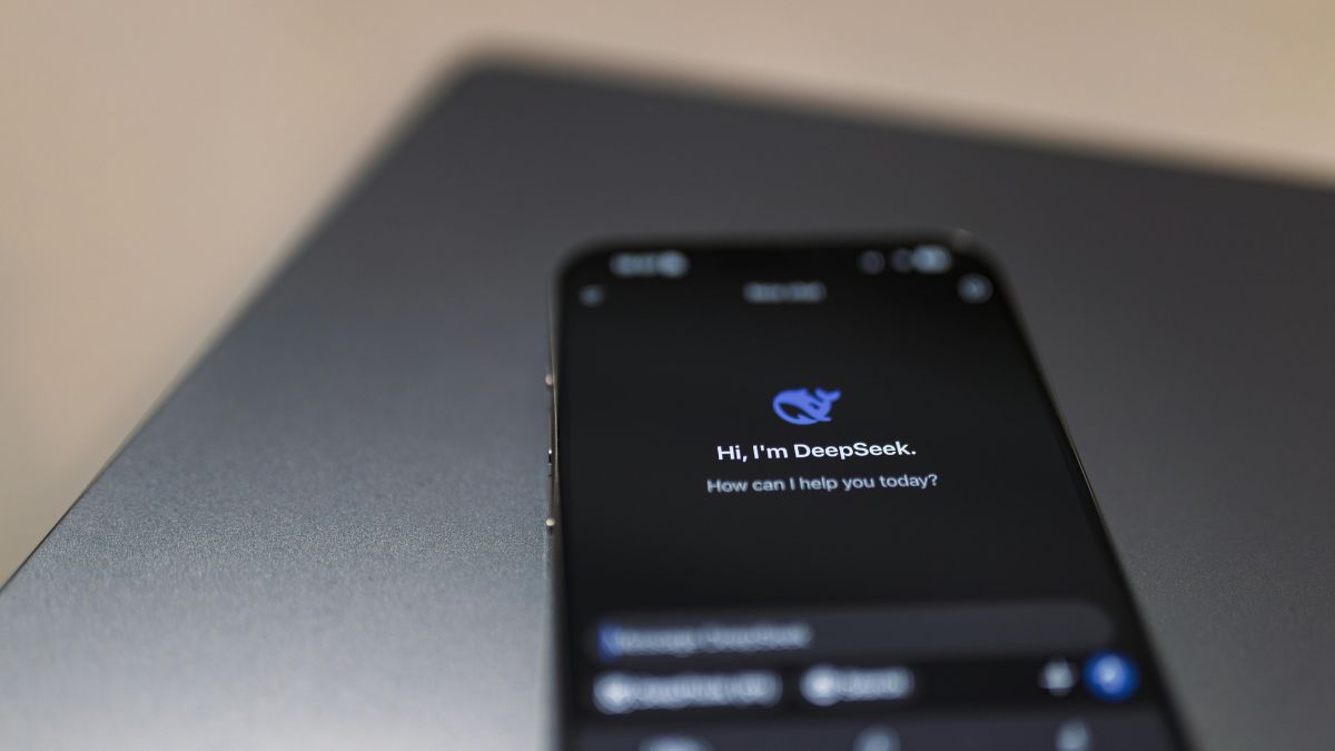 Everything You Need to Know About the New Chinese AI, DeepSeek, in 2025