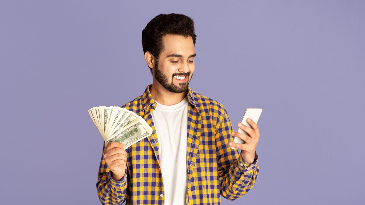 Explore a Wide Range of Ways to Earn Money Online in 2025 From Side Hustles to Full-Time Income Opportunities